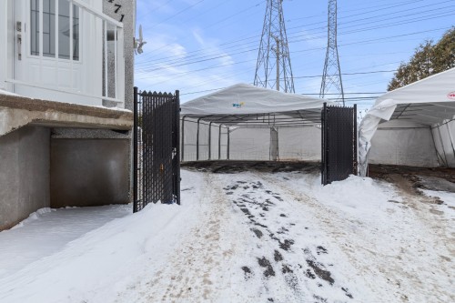 Parking - 471 Rue Imelda, Laval (Fabreville), QC - Outdoor