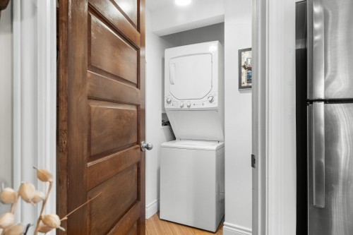 Salle de lavage - 691 Rue Ste-Claire, Québec (La Cité-Limoilou), QC - Indoor Photo Showing Laundry Room