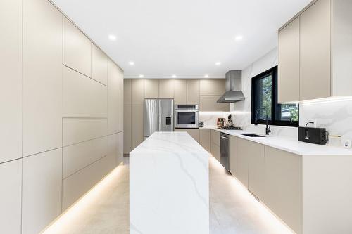 129 Rue Wilson  Dollard-Des-Ormeaux, QC H9A 1W7