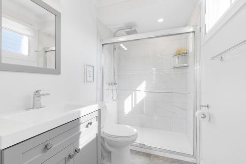 Salle de bains attenante à la CCP - 129 Rue Wilson, Dollard-Des-Ormeaux, QC - Indoor Photo Showing Bathroom