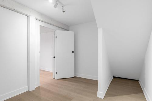 Rangement - 129 Rue Wilson, Dollard-Des-Ormeaux, QC - Indoor Photo Showing Other Room