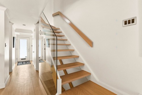 Staircase - 708Z Rue De La Noue, Montréal (Verdun/Île-Des-Soeurs), QC - Indoor Photo Showing Other Room