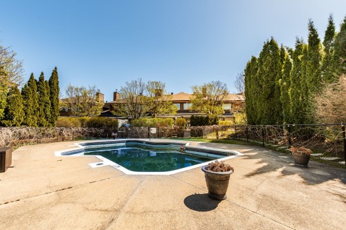 Pool - 708Z Rue De La Noue, Montréal (Verdun/Île-Des-Soeurs), QC - Outdoor With In Ground Pool With Backyard