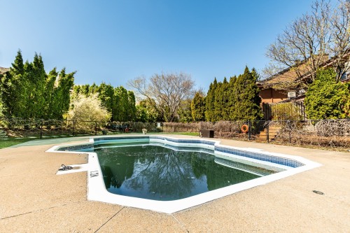 Pool - 708Z Rue De La Noue, Montréal (Verdun/Île-Des-Soeurs), QC - Outdoor With In Ground Pool With Backyard