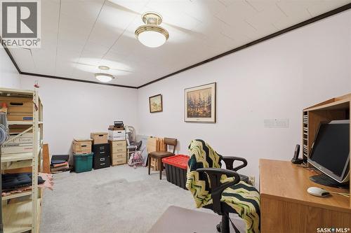 1007 Kingsmere Boulevard, Saskatoon, SK - Indoor