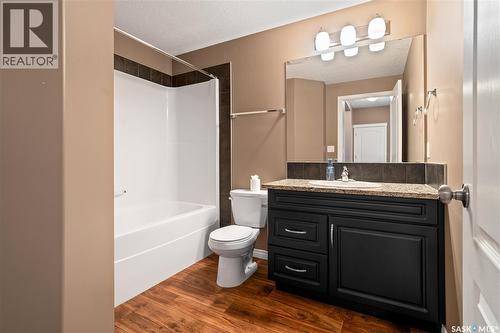 507 3830 Dewdney Avenue E, Regina, SK - Indoor Photo Showing Bathroom