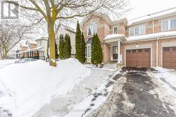 125 SEASIDE CIRCLE  Brampton, ON L6R 2G9