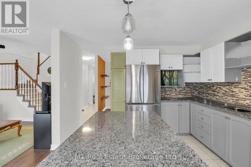 157 Municipal Street, Guelph (Dovercliffe Park/Old University), ON - Indoor Photo Showing Kitchen
