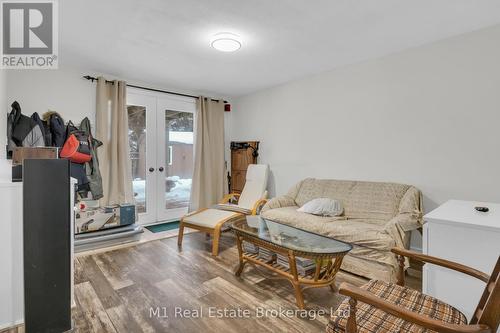 157 Municipal Street, Guelph (Dovercliffe Park/Old University), ON - Indoor