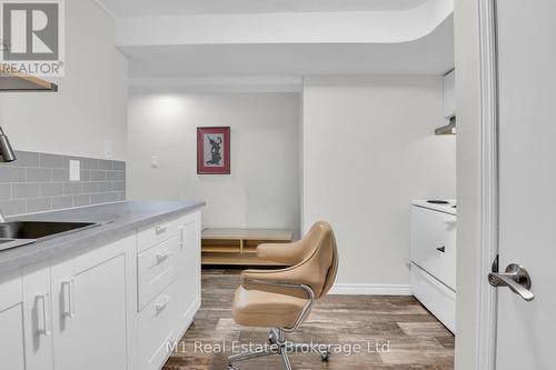 157 Municipal Street, Guelph (Dovercliffe Park/Old University), ON - Indoor Photo Showing Kitchen