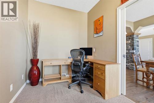 166 Cranridge Terrace Se, Calgary, AB - Indoor Photo Showing Office