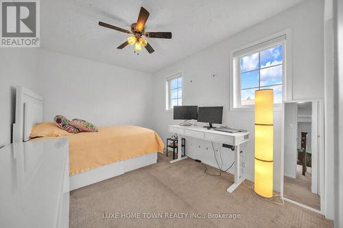 130 Adler Drive, Cambridge, ON - Indoor Photo Showing Bedroom