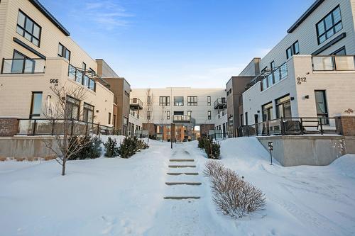 302-912 Av. Pierre-Dansereau  Terrebonne (Terrebonne), QC J6Y 0N3