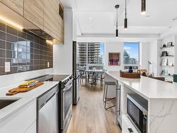 3002-1180 Rue De Bleury  Montréal (Ville-Marie), QC H3B 0H2