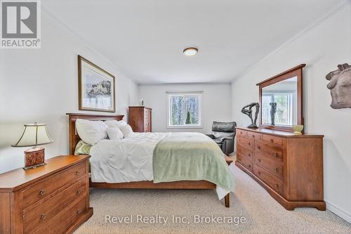 89 Trout Lane, Tiny, ON - Indoor Photo Showing Bedroom