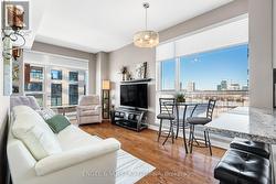 Large corner unit with windows. - 