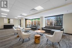 Party / Meeting Room - 