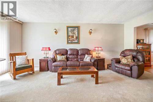 15756 Niagara Parkway, Niagara-On-The-Lake, ON - Indoor Photo Showing Living Room