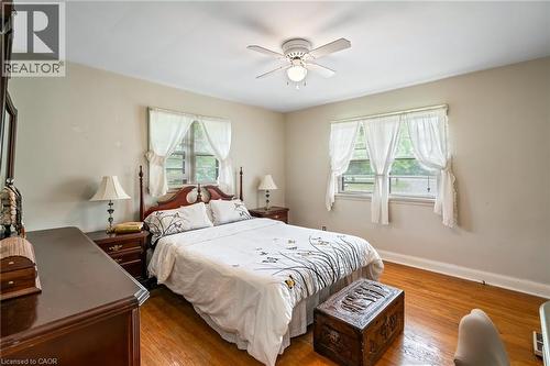 15756 Niagara Parkway, Niagara-On-The-Lake, ON - Indoor Photo Showing Bedroom