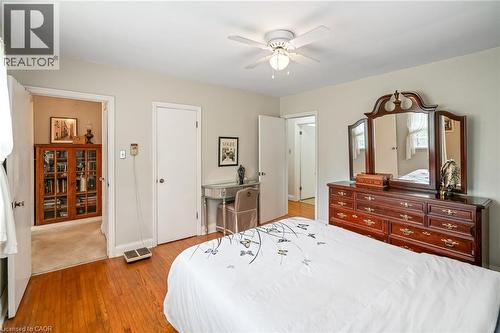 15756 Niagara Parkway, Niagara-On-The-Lake, ON - Indoor Photo Showing Bedroom