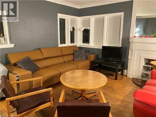 184 Arkell Street, Hamilton, ON - Indoor Photo Showing Living Room