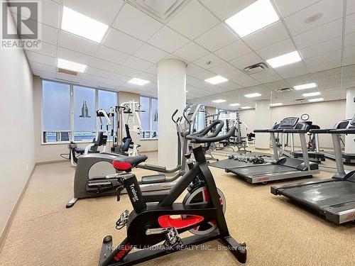 1607 - 260 Doris Avenue, Toronto, ON - Indoor Photo Showing Gym Room