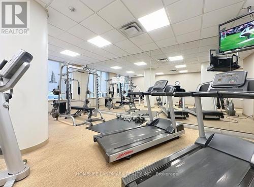 1607 - 260 Doris Avenue, Toronto, ON - Indoor Photo Showing Gym Room