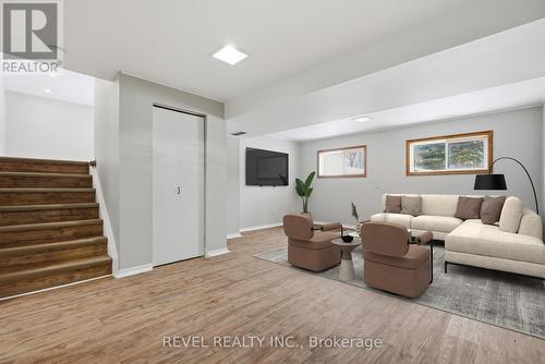 109 Mcgivern Street, Mapleton, ON - Indoor