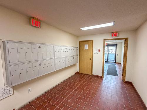 215-2515 12Th Street, Cranbrook, BC - Indoor Photo Showing Other Room
