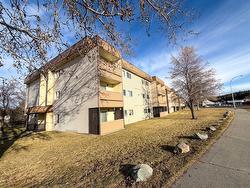 215-2515 12TH Street  Cranbrook, BC V1C 5X3