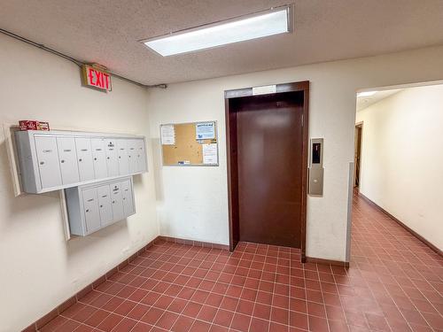 215-2515 12Th Street, Cranbrook, BC - Indoor Photo Showing Other Room