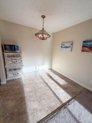 215-2515 12Th Street, Cranbrook, BC - Indoor