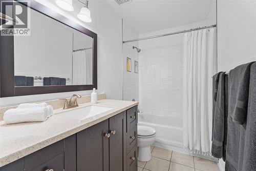4 piece on upper floor - 164 Beddington Circle Ne, Calgary, AB - Indoor Photo Showing Bathroom
