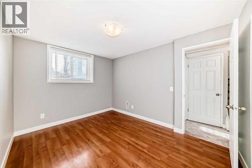 3613 28A Avenue Se, Calgary, AB - Indoor Photo Showing Other Room
