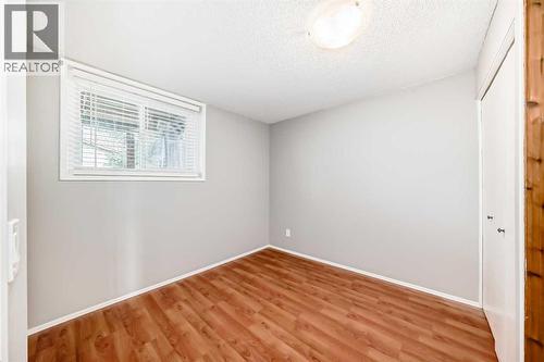 3613 28A Avenue Se, Calgary, AB - Indoor Photo Showing Other Room