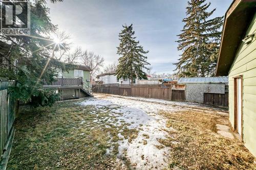 3613 28A Avenue Se, Calgary, AB - Outdoor
