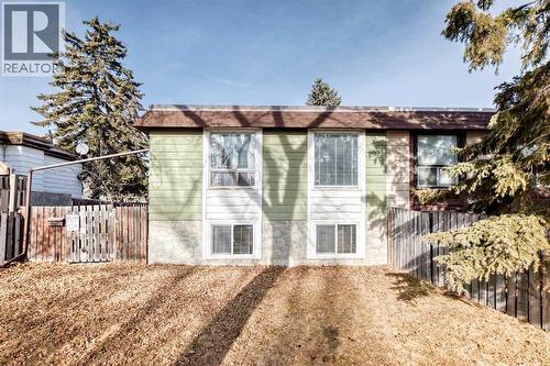 3613 28A Avenue Se, Calgary, AB - Outdoor