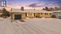 4 MOUNTVIEW Avenue  Grimsby, ON L3M 1V5