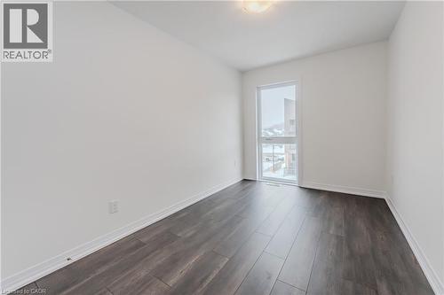 19 Urbane Boulevard, Kitchener, ON - Indoor Photo Showing Other Room