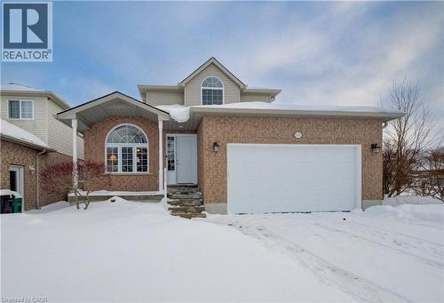 505 SANDBANKS Crescent  Waterloo, ON N2V 2J3