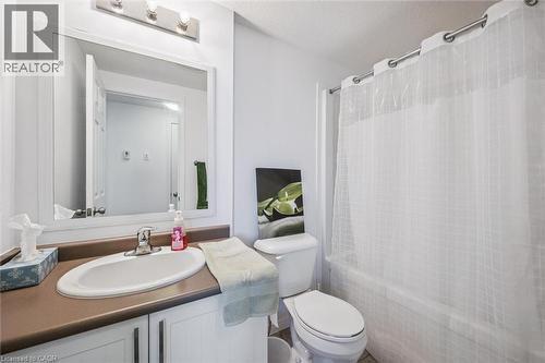 388 Old Huron Road Unit# 1A, Kitchener, ON - Indoor Photo Showing Bathroom