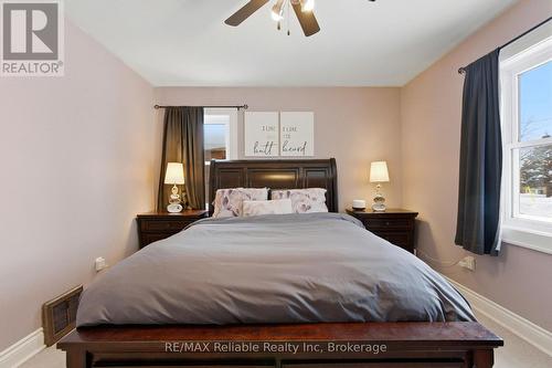116 Oxford Street, Goderich (Goderich (Town)), ON - Indoor Photo Showing Bedroom