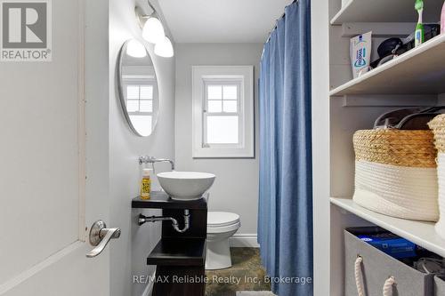 4 pc bathroom - 116 Oxford Street, Goderich (Goderich (Town)), ON - Indoor Photo Showing Bathroom