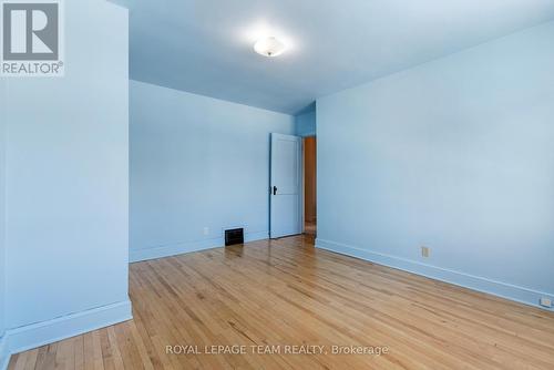 242 Fairmont Avenue, Ottawa, ON - Indoor Photo Showing Other Room