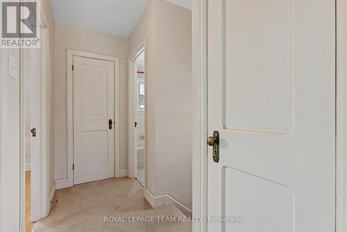 242 Fairmont Avenue, Ottawa, ON - Indoor Photo Showing Other Room