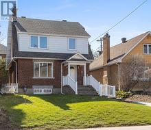 242 FAIRMONT AVENUE  Ottawa, ON K1Y 1X9