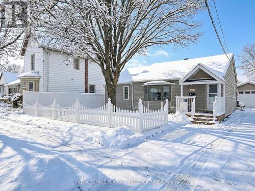 63 WILSON STREET E  Perth, ON K7H 1M2