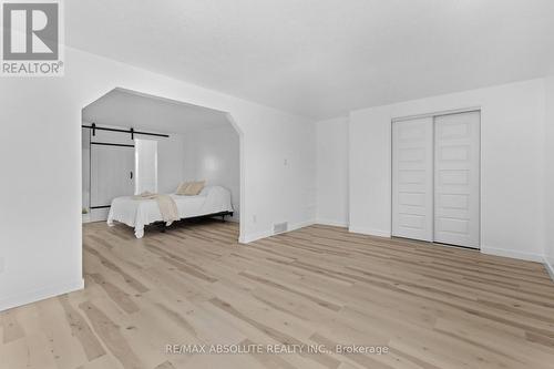 This room could be a 5th bedroom on upper level - 1444 Normandy Crescent, Ottawa, ON - Indoor