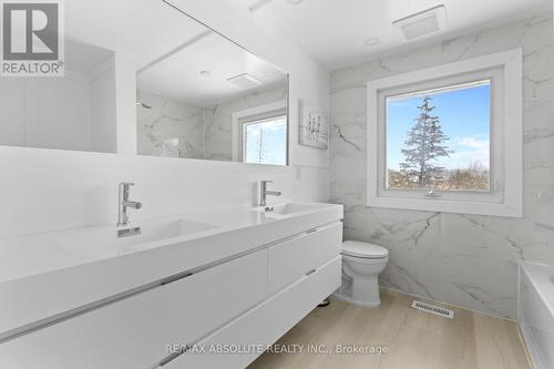 Renovated 5 piece ensuite - 1444 Normandy Crescent, Ottawa, ON - Indoor Photo Showing Bathroom