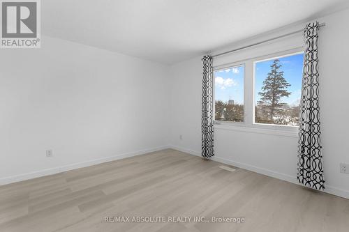 1444 Normandy Crescent, Ottawa, ON - Indoor Photo Showing Other Room